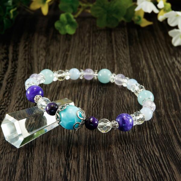 天然石（ラリマー、チャロアイト、ブルートパーズ、アイリスクォーツ等）ブレスレット 楽天市場】ラリマー ブルートパーズ アクアマリン ブルーレース 水晶
