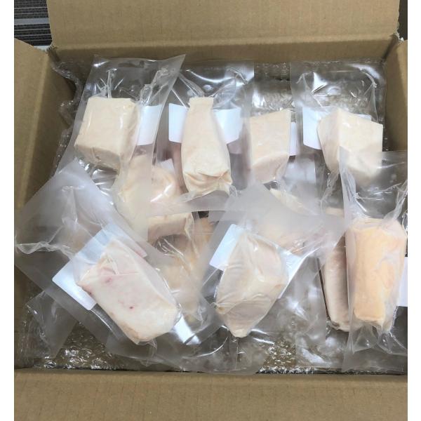 【当店の訳ありB級商品に関して】B級商品は狙って製品化している商品ではありません。通常規格の馬刺しを加工する際に出た端肉等です。その為、常に在庫がある商品ではありません。数量に限りがございます。 予約等もお受けできません。ご了承ください。