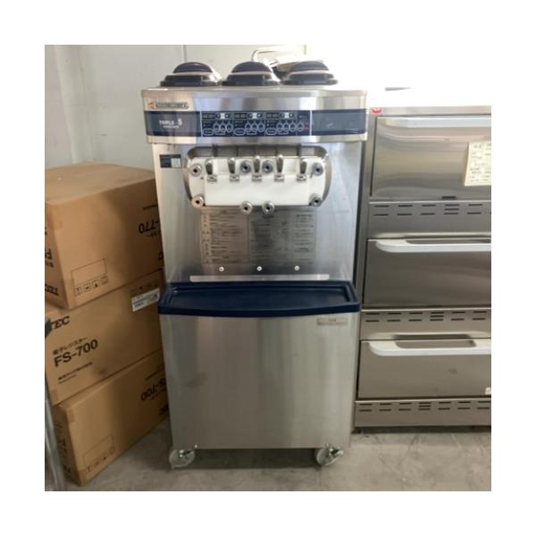 商品名：ソフトクリームフリーザー 寸法：W657×D843×H1519 メーカー：日世 型式：NA-8479WE 年式：2018年製 電源：三相200V 50/60Hz共用 コンセントプラグ：なし 消費電力：2.0/2.3kW ガス種： 重...