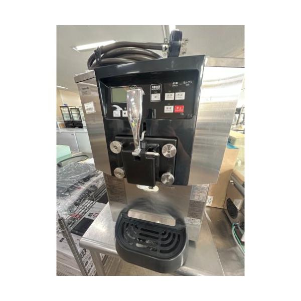 商品名：ソフトクリームフリーザー 寸法：W465×D730×H830 メーカー：パナソニック(Panasonic) 型式：K024680- 年式：2017年製 電源：三相200V  コンセントプラグ：あり ガス種：- 付属品：写真の通り 説...