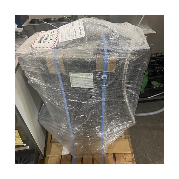 商品名：ソフトクリームフリーザー 寸法：W298×D739×H826 型式：CI-9624AE 年式：2020年製 電源：三相200V 50/60Hz共用 コンセントプラグ：あり ガス種：- 付属品：写真の通り 説明書：写真の通り 保証期間...