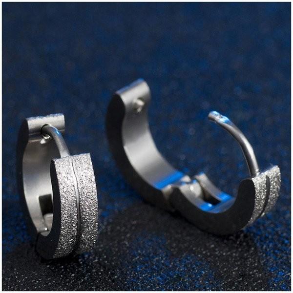 イヤリング クリップ ユニセックス ノンホールピアス フープ風ピアス ゴールドカラー 黒 メンズ レディース 挟む イヤーカフ リング シルバーカラー Xp0413 点 点 屋 通販 Yahoo ショッピング