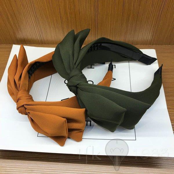 カチューシャ リボン 大きめ シンプル 7色 ヘアアクセ レディース Ss 1x40 Tfk 通販 Yahoo ショッピング