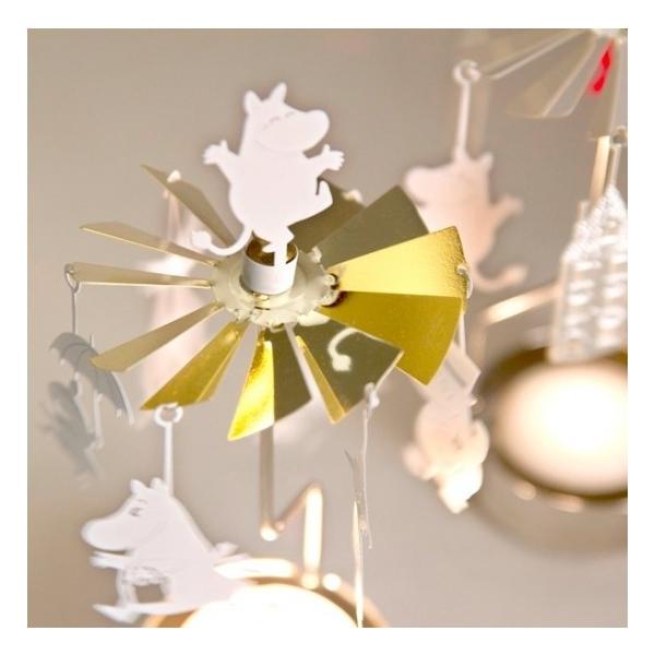 ☆ ムーミンのキャンドルホルダー ☆くるくる回ってかわいいロータリーキャンドルホルダー♪本体もパッケージもオシャレでかわいいから、ギフトとしても好評です◎組み立て式で、箱の中にパーツが収納されています。付属のティーライトキャンドルを灯すと、...