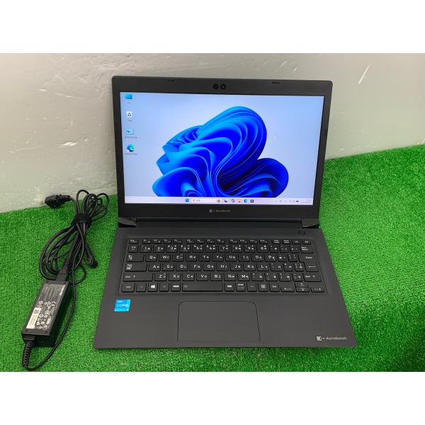 TOSHIBA DYNABOOK S73/HS i3第11世代 ノートPC  i3-1115G4 パソコン メモリ8GB NVMe SSD256GB 13.3 インチ i3 11th gen laptop