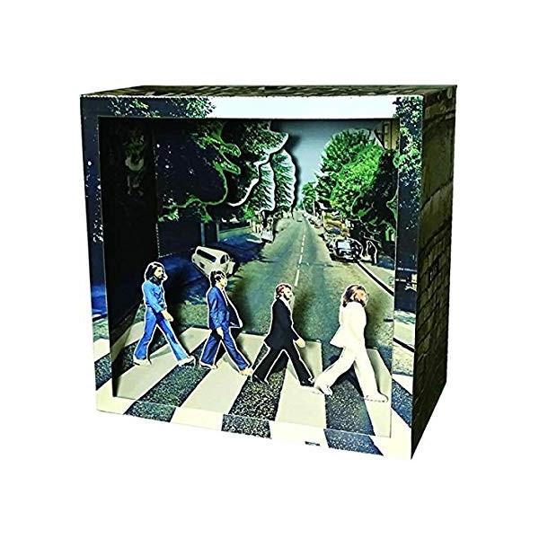 【レア】The Beatles ザ・ビートルズ ペーパージオラマ ザ・ビートルズ、ペーパー・ジオラマ“立版古”新作3種が公式