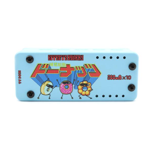 Effects Bakery パワーサプライ|補電戦隊ドーナッツは、ペダルボードに設置して最大で10台までのエフェクターに電源を供給できるパワーサプライです。ミニペダルサイズで場所を取らず、多くのエフェクターに電源を供給することができます。...