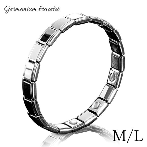 ★遂に登場！　ゲルマニウムブレスレット！　ゲルマニウムは灰白色の固い物質で一般に金属と思われますが、　結晶がダイヤモンド型をしており、叩いたり、伸ばしたりすることが出来なくて金属の特質は持っておらず、一般的に「半導体物質」と呼ばれています。...