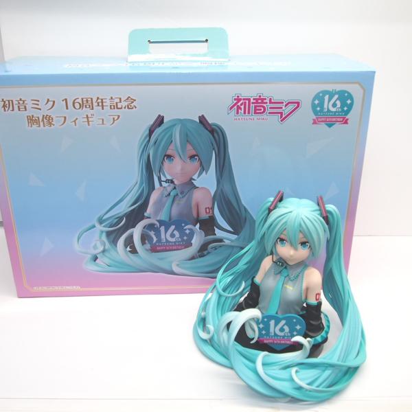 初音ミク 16周年記念 胸像フィギュア 中古 ∴WH3927 : スリフト 初音ミク 16周年記念 胸像フィギュア 中古 ∴WH3927 : スリフト