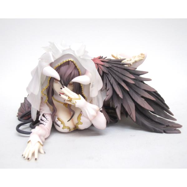 thrift-webshop_u-066-uh3338-17