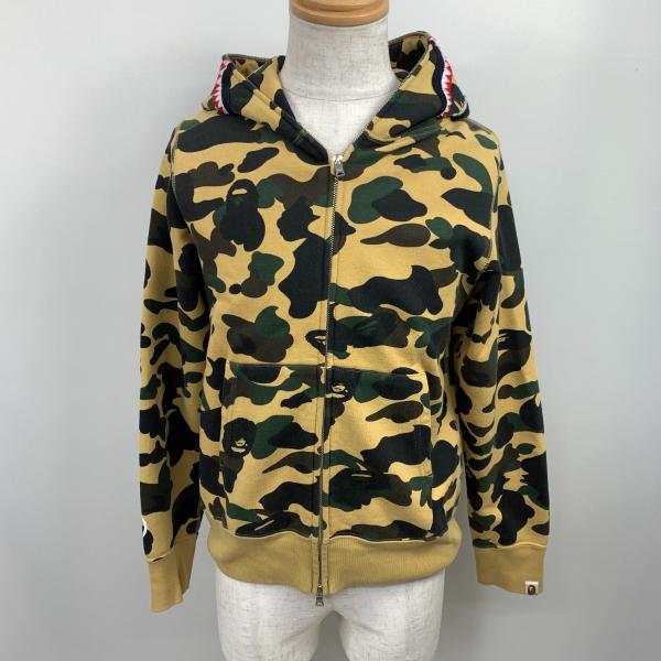 A BATHING APE アベイシングエイプ SHARK FULL ZIP HOODIE A BATHING APE アベイシングエイプ SHARK FULL ZIP HOODIE
