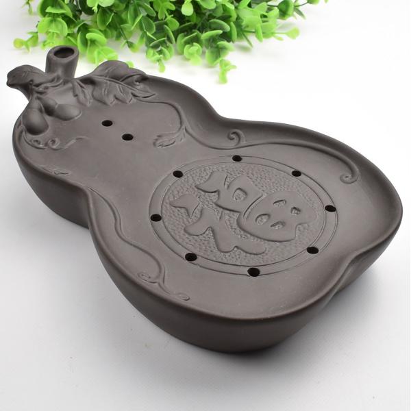 紫砂風の質感、中にある程度の水を貯められる、瓢箪形の茶盤。