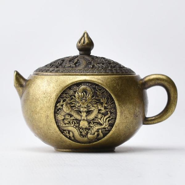龍と鳳凰の図案、意外と作りの細かい急須型のミニミニ香炉。