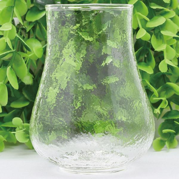 茶針や茶挟など茶道具を立てるガラスの筒です。