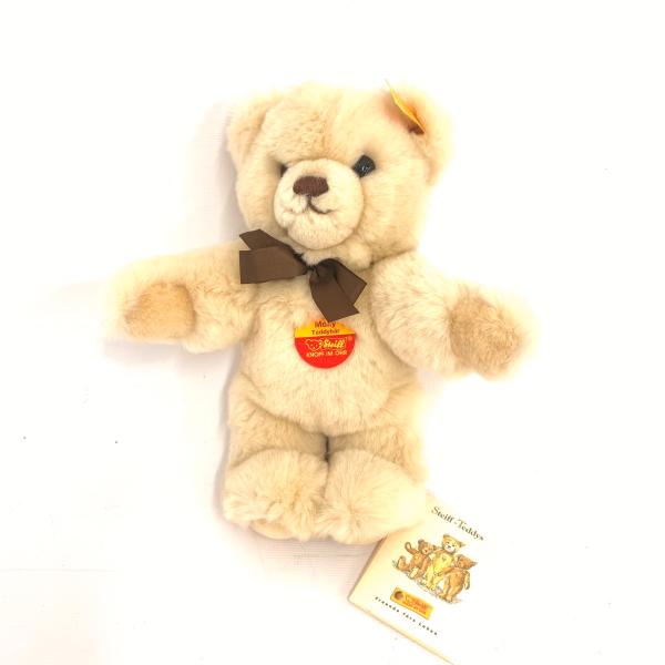 tifana_1-240001099800 tifana_1-240001099800