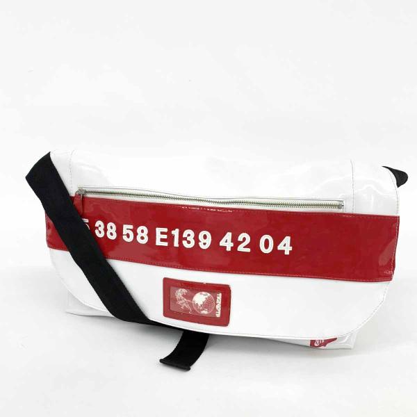 オニツカタイガー　ショルダーバッグ メッセンジャーバッグ Onitsuka Tiger ショルダーバッグ バッグ MESSENGER BAG