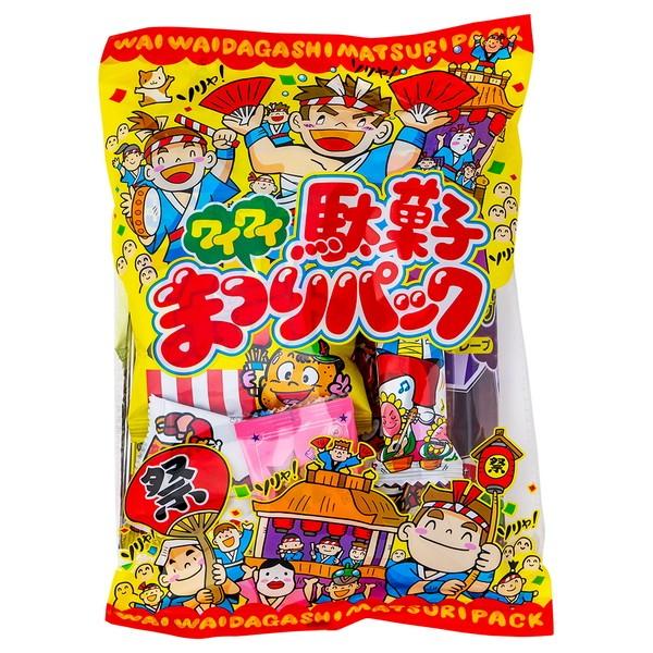 【商品詳細】老若男女に大人気のお菓子がセットになったお菓子の詰め合わせです！パーティ・お祭りの景品やプレゼントにどうぞ♪【商品サイズ】約30×22.8×4cm【主な仕様】1組1セット｜お菓子8点、シール1枚入｜※内容・デザインは変わる場合が...