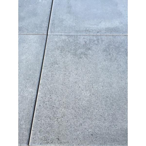 磁器 タイル 300角 コンクリート風 グレー色 シンプルモダン 滑り止め 防滑 防汚 汚れに強い 内装用 外床用 敷石 内 外床 玄関 ポーチ ベランダ Buyee 日本代购平台 产品购物网站大全 Buyee一站式代购 Bot Online