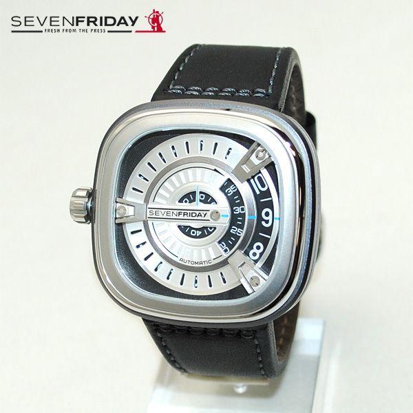 SEVENFRIDAY セブンフライデー　自動巻時計 ブラック　替ベルト化粧箱付 SEVENFRIDAY セブンフライデー自動巻時計 ブラック替ベルト化粧箱付