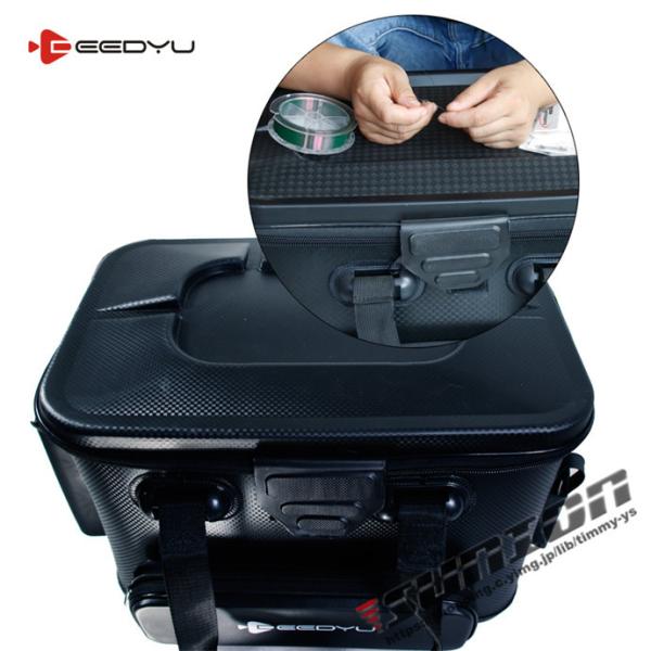 [商品特徴]●拡張性が高く使い方の自由度が高いバッカン●肉厚EVA素材を採用したハードタイプ●バッカン耐久性も抜群！●置いた小物が転げ落ちにくい凸付フタ上部形状●タオルや小物が収納可能なサイドポケット付●ベルト付きタイプは持ち運びに便利●仮...