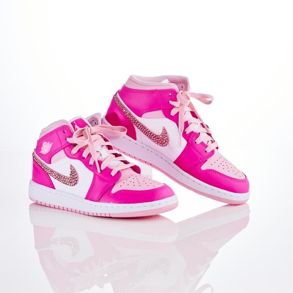 エアジョーダン1 mid 美品‼️ 女性にピッタリ‼️ NIKE公式】エア ジョーダン 1 MID ウィメンズシューズ