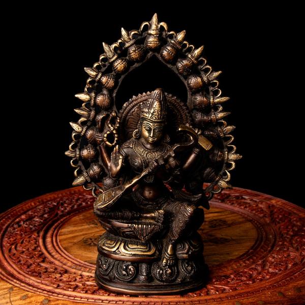 サラスヴァティー（弁天）像　金属製　約8.5cm 　ー インドの小さな神さま ー tirakita-shop_ti-rsdl-1770