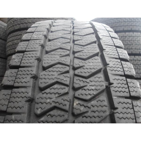 Q712-9 中古タイヤ 送料無料 195/80R15 冬1本 スタッドレス LT 107