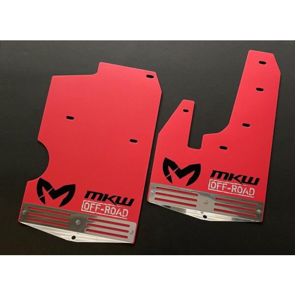 デリカD5 後期用 MKWマッドフラップ　レッド 楽天市場】エムケーダブル【MKW】NEWロゴ マッドフラップ 前後