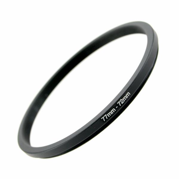 【商品名】　ZEROPORT JAPAN ステップダウンリング 77mm→72mm ZPJGREENSTEPDOWN7772 【商品説明】　 【サイズ】　高さ : 0.50 cm　横幅 : 8.00 cm　奥行 : 8.40 cm　重量 :...