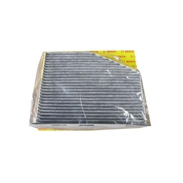 AEfB audi@A3@GARtB^[@LrtB^[@Y@Bosch({bV)