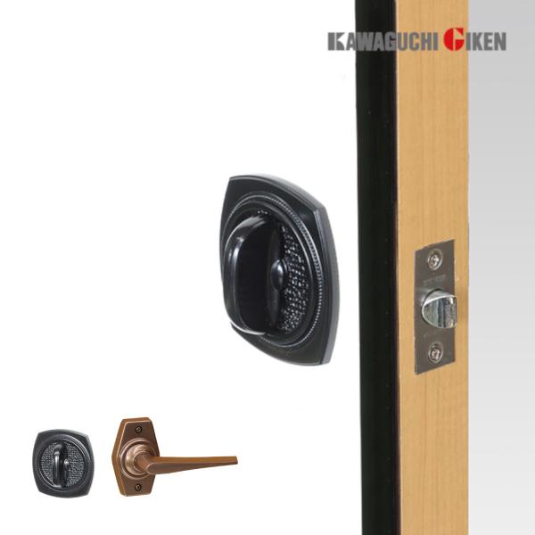 ■カラー(仕上)室外側：ブラウン(塗装)室内側：塗装仕上■メーカー川口技研■商品名ホームレバー 戸襖錠■バックセット65mm 戸襖用■取付可能扉厚24mm〜35mm■機能カギなし■左右勝手なし■主な材質座・戸襖ツマミ：亜鉛合金ハンドル：アル...