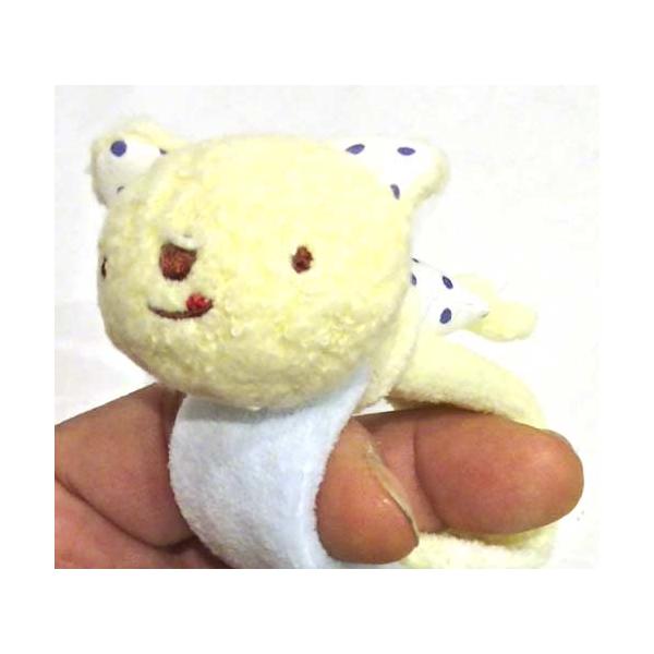 ananoベビーマスコットのラトルです。ベルトにマスコットがくっ付いています。振ると優しい音色がリンリン♪可愛いマスコットを腕につけて、赤ちゃんニッコリ☆■商品サイズ幅5cm、うでに巻いて10cm■商品素材：綿 【出産祝い,赤ちゃん,ベビー...