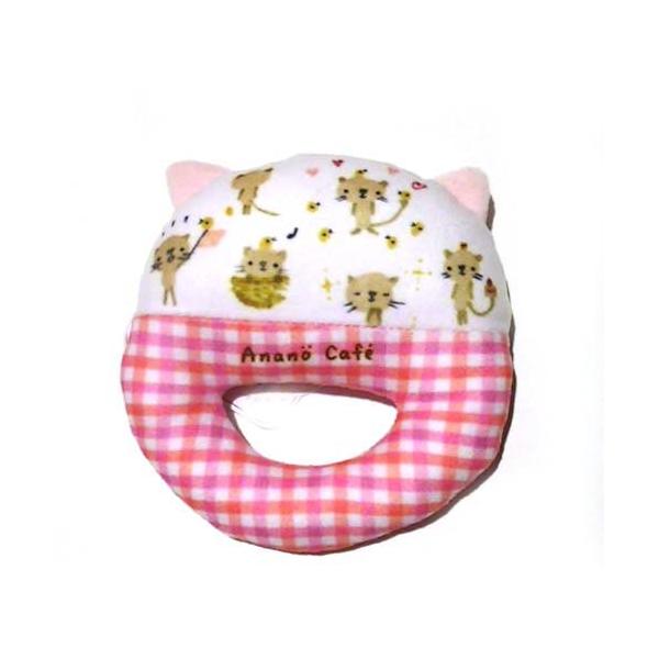 ちょっぴりおとぼけな、元気なネコのニャーピ♪Anano caf?のベビーに新しいライン「ニャーピ」が登場です。ニャーピのいろいろなしぐさやおとぼけな表情を、赤ちゃんが目で見て楽しめます☆鮮やかなギンガムチェックがオシャレなPOINT!揺らす...