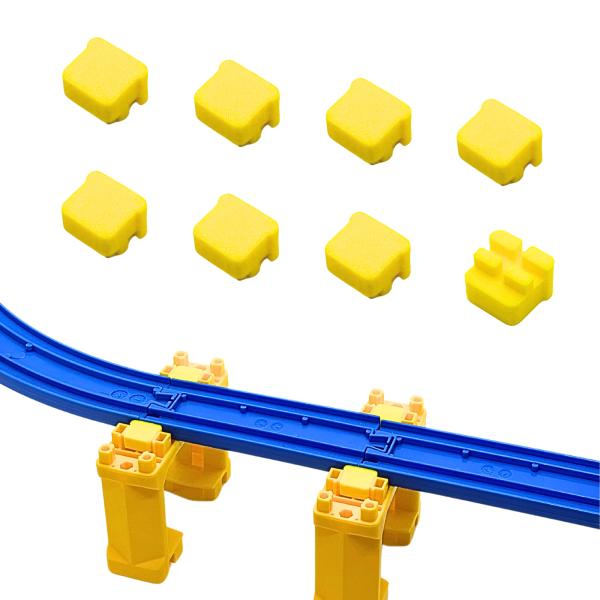 プラレール 橋脚レール固定パーツ(小) 8個入り【商品詳細】・橋脚ブロックを使ってレールをつなげていると不安定で崩れたり、お子様に崩されたりする場面でこのサポートパーツが便利です！・レールをガッチリ挟み込んで多少の衝撃でも崩れたりしません！...