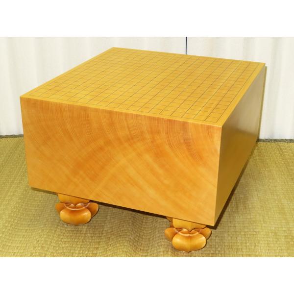 熊須健一作/日本産本榧天地柾目七寸一分碁盤　 盤覆布カバー付