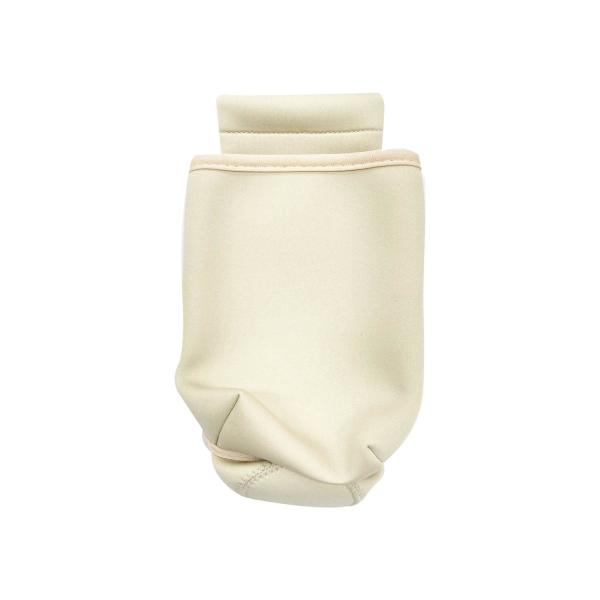 ・お出かけにも便利な収納バッグ・やさしいナチュラルなベージュカラー・本体、乳児用鼻水キャッチャー、シリコーンチューブ、専用ACアダプターが収納できます。