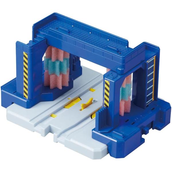 車両の力で情景が動き出す！アクションタウンのぐるぐる洗車場が登場！ 車両が到着すると自動で洗車場のブラシがまわる！ 付属のギヤアクションレールは１／２直線レールサイズでレイアウトも組みやすい！キミだけの動き出す街を作ろう！ギヤアクションレー...