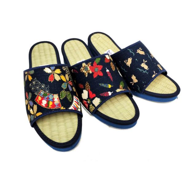 ■商品説明女性用のたたみスリッパです。ソールが圧縮スポンジなので外履き、室内履きどちらでもご使用いただけます。天然のい草を使用していますのでべたつかず、素足で履くととっても気持ちいいですよ！・天然のい草使用!・軽量設計・安心の日本製ぞうりは...