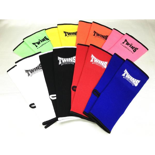 TWINS  アンクルガード　ツインズ　アンクルサポーター＊縁取りはメーカー製作時によるもので、写真と違う場合がございます。　気になる場合は。ご購入前にお問い合わせ下さい。Sサイズ　洗濯機で丸洗いできます。＊セール品のためキャンセル、交換等...