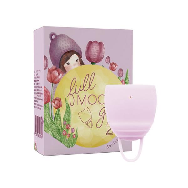 フルムーンガール2は、使いやすさにこだわったカップです。6つの空気穴とハリのあるシリコンで、挿入後に腟の中で簡単に開きしっかりと血を受け止めます。以前月経カップを使って失敗した経験がある方にもおすすめです。また、画期的なカップの全長を変えら...