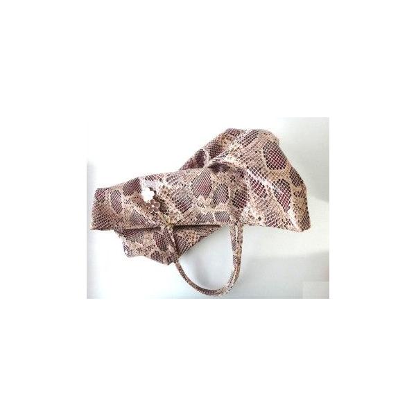 パイソン柄トートバッグ ヘビ柄 ピンクベージュ Buyee Buyee Japanese Proxy Service Buy From Japan Bot Online