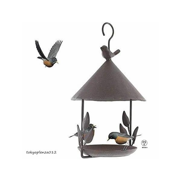 【高品質の素材】鋳鉄バードフィーダーバルコニーバードフィーディングステーション【耐候性】丸い鳥の餌箱は、外部給餌に最適です。 角度の付いた丸い屋根は、食べ物や鳥を雨から守り、食べ物を乾いた清潔な状態に保ちます。【寸法】約 15 x 27 c...