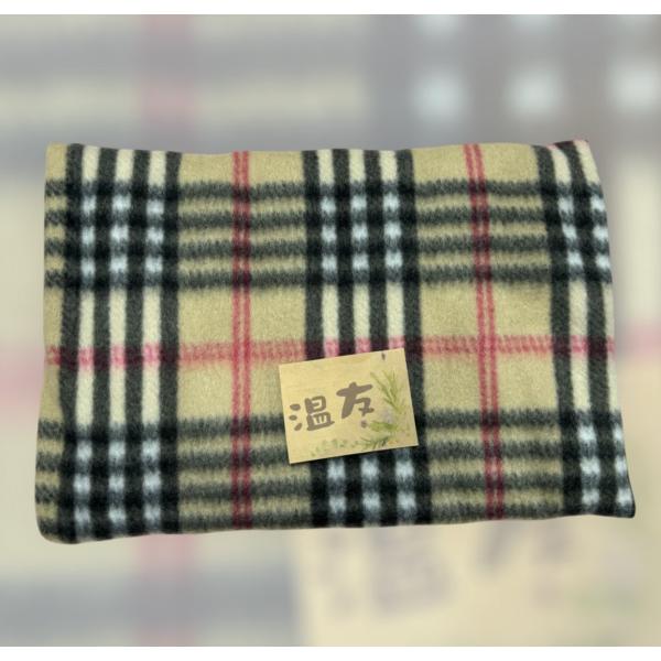 ゆうメール250円同梱できません。複数ご購入の場合は送料が変わります。玄米、煎りぬか、よもぎ、ヒマラヤ岩塩サイズ20×28cm内容量約420〜430グラム使い捨てカイロは乾熱です。玄米カイロは湿熱です。（冬は乾燥しますので最適です）いりぬか...