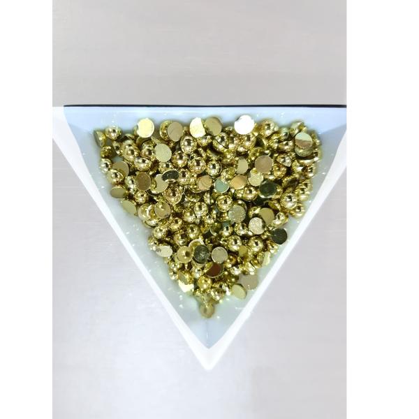 ゆうメール200円代引き出来ません。代引きは宅配便をご指定ください。4mm100粒入り半円ゴールドはサイズにより若干色みが異なります。