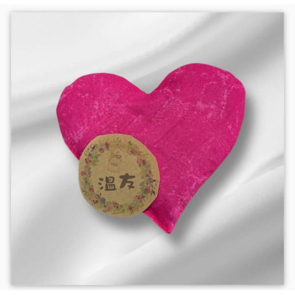 生地お任せとなりますが、ご希望があればお聞きします。在庫があればご希望の生地で対応できます。ゆうメールの同梱は3個まで。他の玄米カイロと同時にご購入の際は同梱の有無をお問い合わせお願いします。サイズ：約12×12cm素材　玄米、煎りぬか、粗...