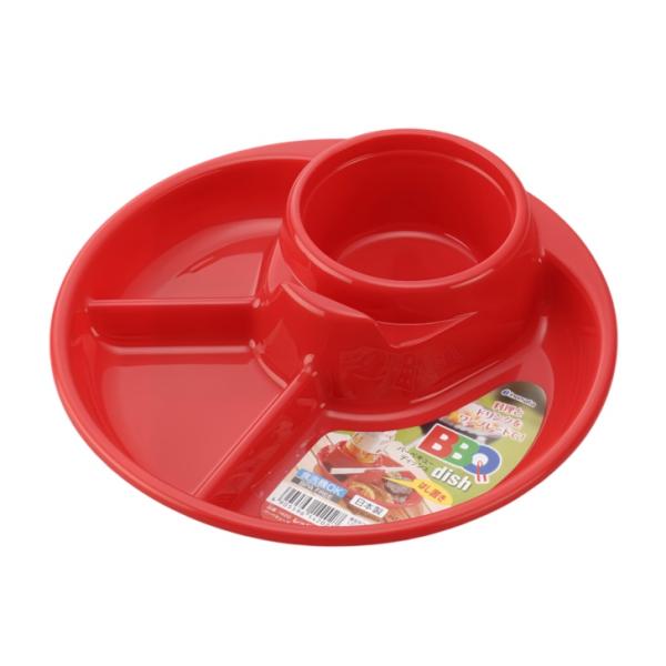 バーベキューに便利なプレート。料理やドリンク、ハシやフォークまでワンプレートにおさまるバーベキューディッシュです。缶ビールもすっぽり入るドリンクホルダーで深さもあり紙コップも倒れません。■製品スペックサイズ：約21×21×4.6cm(横幅×...