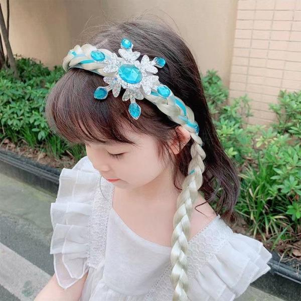 雅さん、三つ編みエルサ 三つ編みだけ】簡単 表編み込み風 エルサ ヘアアレンジのやり方