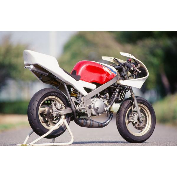 ヤマハ TZM50Rアプリリアタイプシート ORM FRP 白ゲル ORM製 ヤマハ TZM50R アプリリアタイプシート ORMロゴ入り 白ゲル