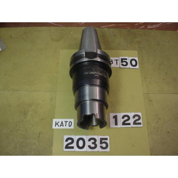 BT50番の　KATO製のタッパーの 中古品です。型式は　シャンク側BT50-SA2035-IIIです。専用のTC2035型コレットを交換することでM18からM38まで ガスタップでP3/8からP1インチまでのタップ加工で使用できます。写真...
