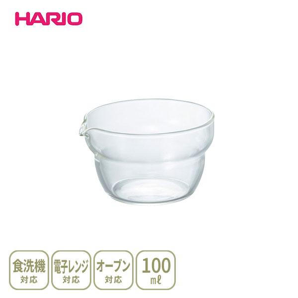 調理やお菓子作りに便利な注ぎ口の付いた、持ちやすく注ぎやすい片口ボウル100mlです。混ぜる・注ぐだけでなく、電子レンジでの下ごしらえも可能な耐熱ガラス製のボウルです。